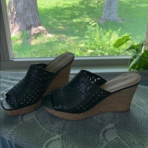 LAUREN BLAKWELL BLACK CUT OUT CORK WEDGE